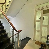 Bán Nhà Riêng Tại Nguyễn Hồng Đào, 110M2, 4 Tầng, 17 Phòng Ngủ 17 Vệ Sinh View Đẹp