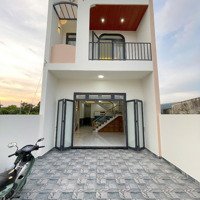 Cần Bán Gấp Nhà 1 Trệt 1 Lầu Hiện Đại 5*20M, Cách Đại Học Lạc Hồng Biên Hòa 5 Phút