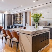 2025- Gia Đình Mình Cần Bán Căn Góc 145M2 Chính Chủ View Hồ Giảng Võ, Căn Đẹp Nhất Giá Rẻ!
