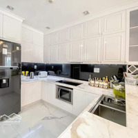 Cho Thuê Cc 3 Phòng Ngủ 2 Vệ Sinh 125M2, 22 Triệu Tại Sunrise City, Q7, Hcm