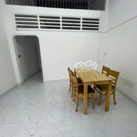 Nhà Nguyên Căn Ngay Chợ Cầu Đỏ, Bt 8 Triệu, 54 M2, 3 Phòng Ngủ 1Wc