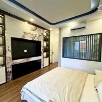 SIÊU PHẨM – NHÀ MỚI 100% CÓ THANG MÁY ĐƯỜNG SỐ SÁT CHỢ TÂN QUY Q7.