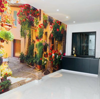 Sát Phố Tây Sơn-Thang Máy -Ô Tô-Giá Đầu Tư-52M2 Giá 15.6