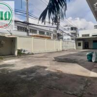 Cho thuê 1.200m2  nhà xưởng ở Quận Tân Phú, HCM