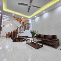 Bán Nhà Việt Hưng 40M,4Ngủ,Lô Góc,Hai Thoáng,Gần Ô Tô,5Xty