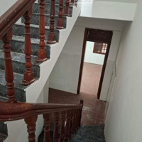 Bán Nhà Trần Quốc Hoàn, Phân Lô Ô Tô Tránh - Vỉa Hè - Ở Sướng Cho Thuê Tốt, 75,8 M2, Giá Bán 24,4 Tỷ.