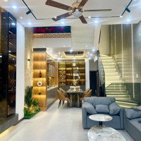 Bán Nhàmặt Tiềnhuỳnh Ngọc Huệ, 5 Tầng. Diện Tích 98M2, Nội Thất Cao Cấp