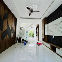 Hàng Hot, Nhà Đẹphẽm Xe Hơinguyễn Quý Anh, Tân Phú. Giá Bán 2Tỷ 980 Triệu,Diện Tích40M2