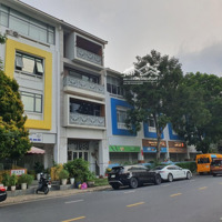 Cho Thuê Nhà Phố Mỹ Kim 3 - Phú Mỹ Hưng - Nhà Đẹp Nhất Khu - Diện Tích 400M Giá Chỉ 50 Triệu