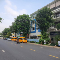 Cho Thuê Nhà Phố Mỹ Kim 3 - Phú Mỹ Hưng - Nhà Đẹp Nhất Khu - Diện Tích 400M Giá Chỉ 50 Triệu