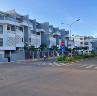 Nhà Phố 5X25, Mặt Tiền Nguyễn Đình Chiểu, 1 Trệt 3 Lầu, Sở Hữu Ngay Chỉ Với 930 Triệu