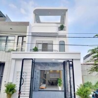 bán nhà 1 trệt 2 lầu mới xây ngay kcn nam tân uyên , tân uyên bình dương