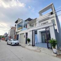 bán nhà 1 trệt 2 lầu mới xây ngay kcn nam tân uyên , tân uyên bình dương