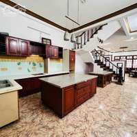 Nhà Phố Liên Kề Phạm Văn Bạch 140M2(5X28) 3 Tầng. Bán Gấp, Giảm Mạnh, Giá Hiếm Rẻ Hơn Ngộp