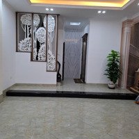 Cần Bán Gấp: Nhà Phố 7 Tầng Thang Máy - Vương Thừa Vũ - Phân Lô Quân Đội -Full Nội Thất