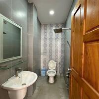 Sang gấp căn nhà tại Dạ Nam, Quận 8.Giá 4,5 tỷ/DT: 60m2. Sổ chính chủ. 1 trệt 2 lầu