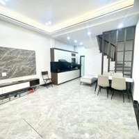 Bán Nhà 5 Tầng Ngõ 204 Cổ Linh, Ô Tô Tránh, Giao Thông Thuận Lợi. Ngay Aeon Mall Long Biên, ~5Xxu..