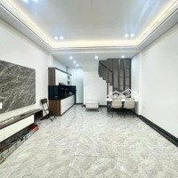 Bán Nhà 5 Tầng Ngõ 204 Cổ Linh, Ô Tô Tránh, Giao Thông Thuận Lợi. Ngay Aeon Mall Long Biên, ~5Xxu..