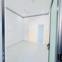 Bán gấp nhà gần bên cây xăng 75. 5x18. Gần chợ trường. Sổ riêng thổ cư. 1ty930.