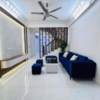 Bán Thịnh Quang 37M2, 5 Tầng 6 Phòng Ngủ, Dòng Tiền Vừa Ở Vừa Cho Thuê Cực Hời