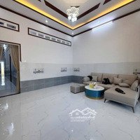 Chủ Ngộp Bán Gấp Nhàmặt Tiềnđ. Dương Công Khi, 64M2, Khu Dân Cư Đông. Giá Còn Thương Lượng