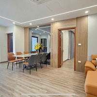 Bán Căn Hộ Chung Cư No5 - 25 T1 -Trần Duy Hưng - Cầu Giấy 181 M2-3 N-3P-1 Pk Giá Đẹp Hàng Hiếm