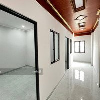 Bán Gấp Nhà 1 Trệt 1 Lửng Đúc Sân Xe Ô Tô 3 Phòng Ngủ Đối Diện Câu Lạc Bộ Sao Mai Cây Xăng 75
