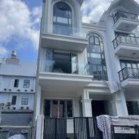 Bán Gấp Biệt Thự Himlam, Kênh Tẻ, Q.7 Giá Tốt 35.5Tỷ. Liên Hệ: 0909380892 Vũ