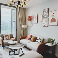 Trống Ngay Căn Hộ 80M2, 2 Phòng Ngủ, Tầng Trung View Thoáng. Chỉ 16 Triệu. Liên Hệ Sơn 0906 244 301