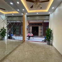 Bán Nhà Chính Chủ Đường Hồng Bàng Quận 6. Đang Cho Thuê 16 Triệu. Khu Buôn Bán Sầm Uất