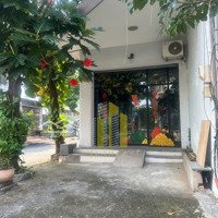 Mặt Bằng Căn Góc Sân Trước Cây Cối Chill Chill - Phù Hợp Làm Văn Phòng - Nail Spa. Giá Chỉ 10 Triệu