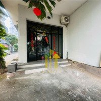 Mặt Bằng Căn Góc Sân Trước Cây Cối Chill Chill - Phù Hợp Làm Văn Phòng - Nail Spa. Giá Chỉ 10 Triệu