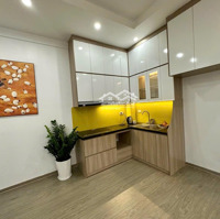 Bán Gấp Căn Hộ 2 Phòng Ngủ55M2 Toà N5 Hoàng Đạo Thuý Đã Sửa Lại Đẹp Full Nội Thất Ở, Cho Thuê Tốt