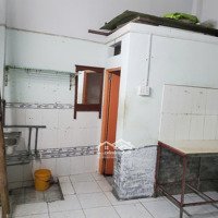 Cho Thuê Nhà Nguyên Căn, Ngang 4 Dài 14M Có Gác 20 Mét, Tổng Cộng Là 74M2 Vuông