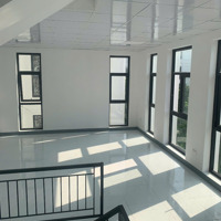 Chính Chủ Cho Thuê Căn Góc 2 Mặt Tiền Tại Louis City Hoàng Mai, Giá Chỉ 45 Triệu/Th