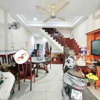 Giảm Chào 600 Triệu - Giá Mới Chỉ 5 Tỷ 1 - Nhà Ngay Lê Văn Việt - Hẻm Xe Hơi 6M - 50M2 - 2Tầng - 4Pn