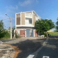 Nhà Căn Góc 1 Trệt 2 Lầu, Kdc Sài Gòn Village, Hướng Đông Nam Đối Diện Công Viên, Giá Bán 4Tỷ850