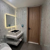 Cho Thuê Căn Hộ Diamond Flower Tower, 20 Triệu Vnd, 128 M2, View Đẹp Hot!