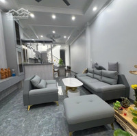 Nhà 2 Tầng, Đất 93M2, Chỉ 4 Tỷ, Nội Thất Cao Cấp, Thiết Kế Đẹp, Ngày Trung Tâm Dĩ An, Kế Thủ Đức.