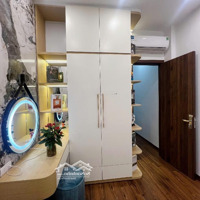 Trung Tâm Hai Bà Trưng - Phố Thanh Nhàn - Ô Tô Đỗ Cửa - Nhà Mới Đẹp - Diện Tích: 28M2 X 4 Tầng.