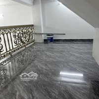 Bán Nhà Mặt Phố Lý Nam Đế Rộng 44M Mặt Tiền 5.3M. Nhà Thoáng 3 Mặt Của Tướng Quân Đội Về Hưu