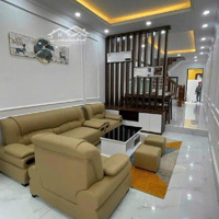 Bán Gấp Nhà Việt Hưng-Long Biên 30.6M2, 3 Phòng Ngủ, Full Nội Thất Ở Ngay Giá Bán 4Tỷ Xíu Có Gia Lộc