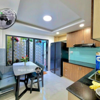 Gia Đình Bán Nhà Giá Bán 3 Tỷ200 Đường Nguyễn Thị Huỳnh, P8 Phú Nhuận.diện Tích53M2. Sổ Riêng. Liên Hệ: 0902631003