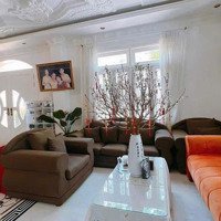 Cho Thuê Biệt Thự Compound Đường Xuân Thủy Phường Thảo Điền Q. 2 - Nhà 4 Tầng 600M2 Hồ Bơi Sân Vườn