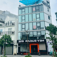 Đẳng Cấp - Cho Thuê Nhà Mặt Phố Hơn 100M2X 4T, Mt: 10M Nguyễn Đình Thi, Giá 100- 140 Triệu. Liên Hệ:0344350983