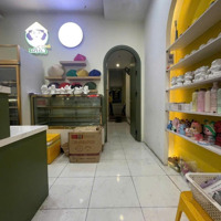 2 Mat Tien Hồ Nghinh. Diện Tích: 100M2 Nhà 3 Tầng, Giá Bán 22Ty Có Thương Lượng