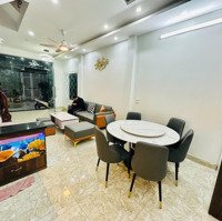 Bán Nhà Phố Phương Mai Diện Tích Lớn Ô Tô Vào Nhà Giá Bán 11,2 Tỷ