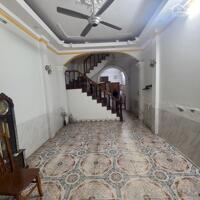 Bán nhà phân lô ngõ 121 Láng 50mx4T MT4m sổ vuông oto tránh kinh doanh 16 tỷ Đống Đa