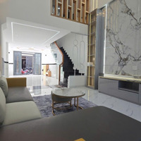 Nhà Mặt Phố 70M2 1 Trệt 3 Lầu.