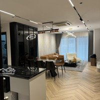 Chính Chủ Gửi Bán Căn 2 Phòng Ngủban Công Đông Nam Diện Tích 78M2, Full Nội Thất Giá Bán 5,5 Tỷ